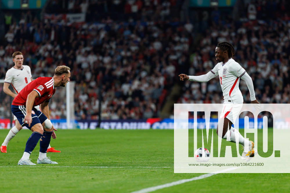 England v Czechia UEFA Nations League, Tuesday 6th October 2026: Eberechi Eze of England takes on his opponent during the UEFA Nations League Group C Fixture between England and Czechia at Wembley Stadium, Wembley in London, England. (Photo by Alex Ferrelly Sports Press Photo)