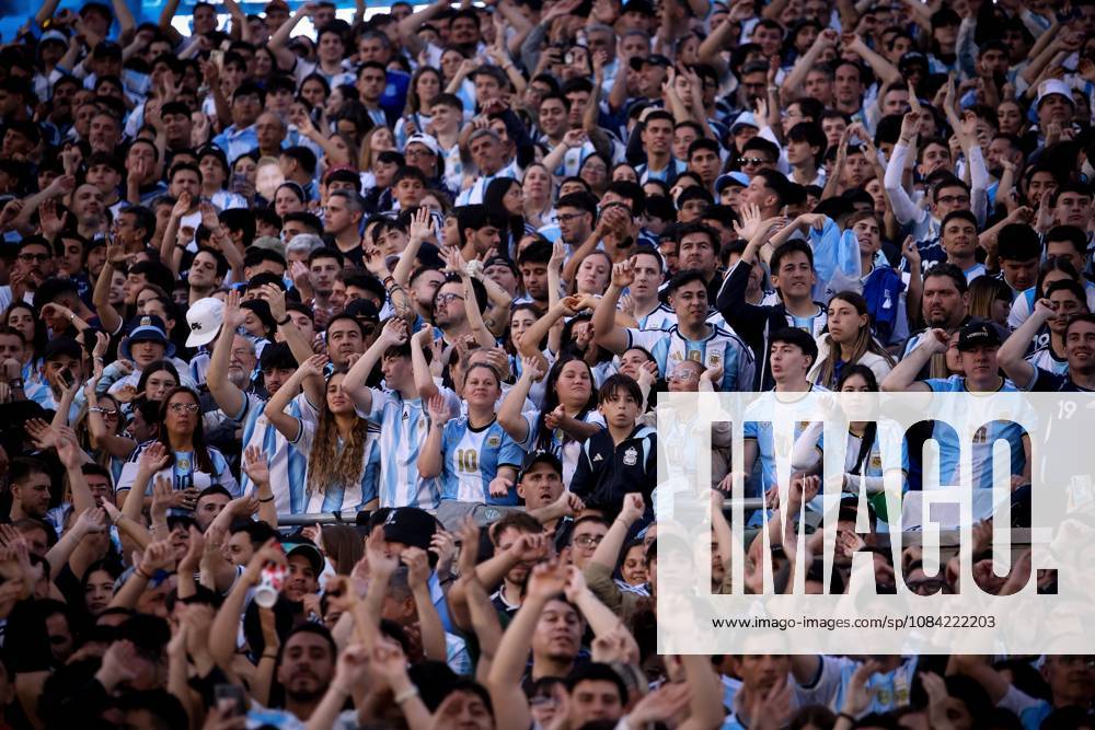 Argentina fans seen prior to the match between Argentina and Benin International Friendly, Länderspiel, Nationalmannschaft match, The last match of Messi with Argentina national team, Nationalteam Buenos Aires Argentina - ZUMAs197 20261006_aaa_s197_141