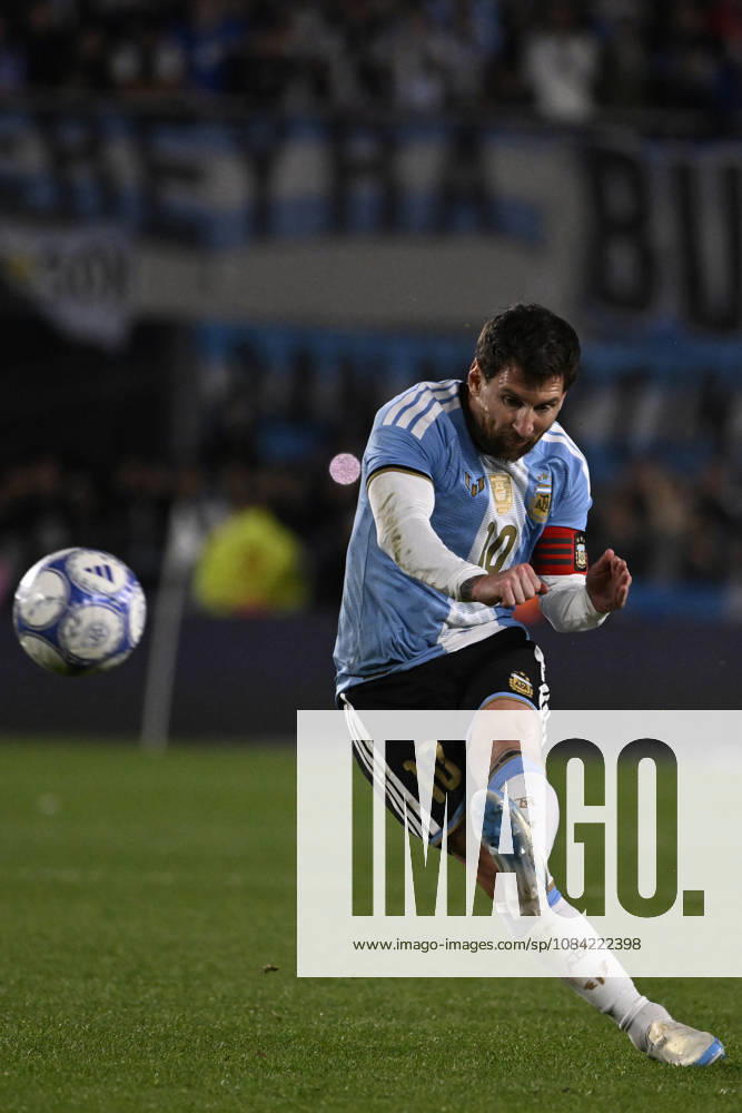 Lionel Messi of Argentina national team, Nationalteam take a shot during the International Friendly, Länderspiel, Nationalmannschaft match between Argentina and Benin at Estadio Mas Monumental on October 06, 2026 in Buenos Aires, Argentina. Photo by SFSI Argentina National team v Benin