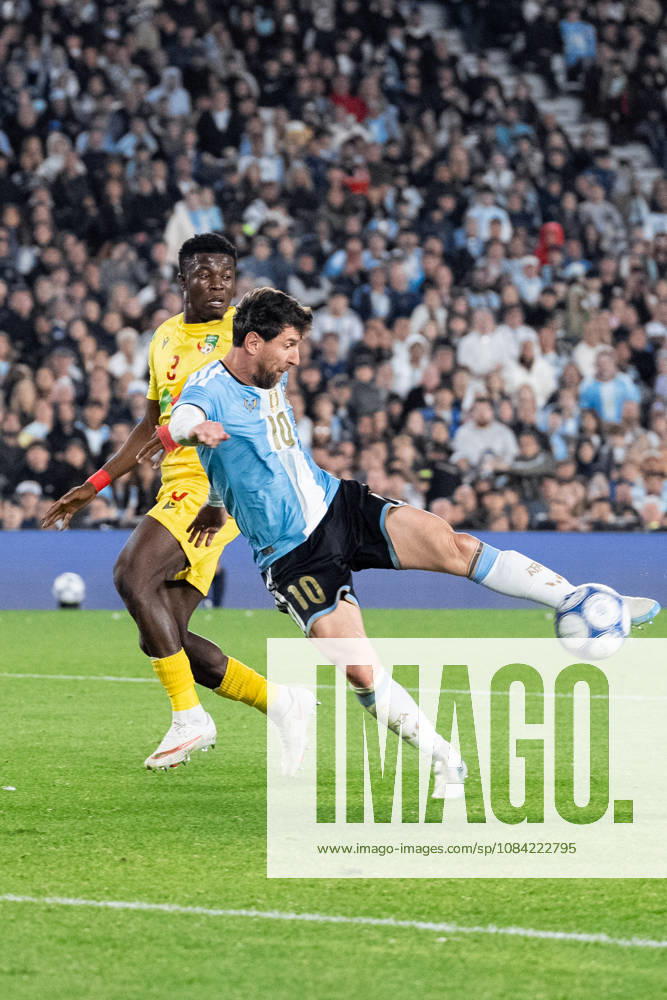 Lionel Messi of Argentina shoots for goal during the International Friendly, Länderspiel, Nationalmannschaft football match between Argentina and Benin at Estadio Monumental Antonio V. Liberti on October 06, 2026 in Buenos Aires, Argentina. (Photo by Richard Callis Sports Press Photo)