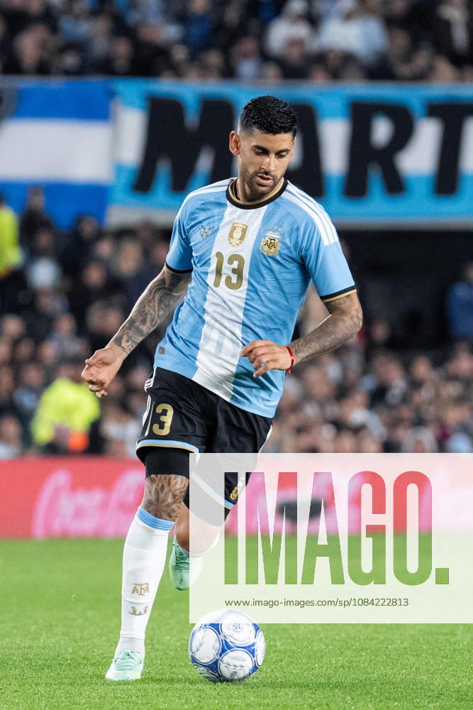 Cristian Romero of Argentina runs with the ball during the International Friendly, Länderspiel, Nationalmannschaft football match between Argentina and Benin at Estadio Monumental Antonio V. Liberti on October 06, 2026 in Buenos Aires, Argentina. (Photo by Richard Callis Sports Press Photo)