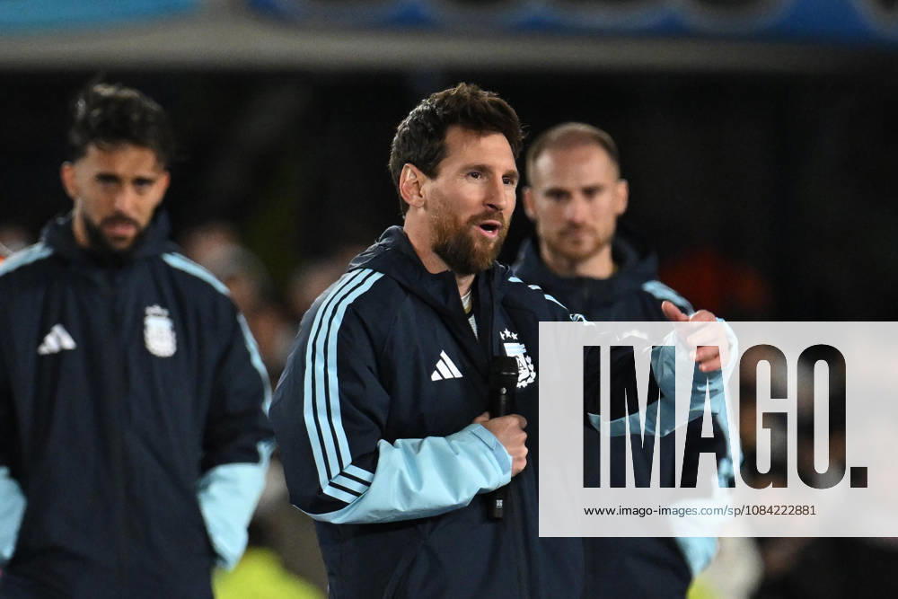 Lionel Messi farewell match BUENOS AIRES, ARGENTINA - OCTOBER 6: Lionel Messi of Argentina talk at fans during his farewell match with the national team, Nationalteam at the International Friendly, Länderspiel, Nationalmannschaft match between Argentina Vs Benin at Monumental Stadium on October 6, 2026 in Buenos Aires, Argentina. Buenos Aires Estadio Monumental Antonio Liberti Buenos Aires Argentina