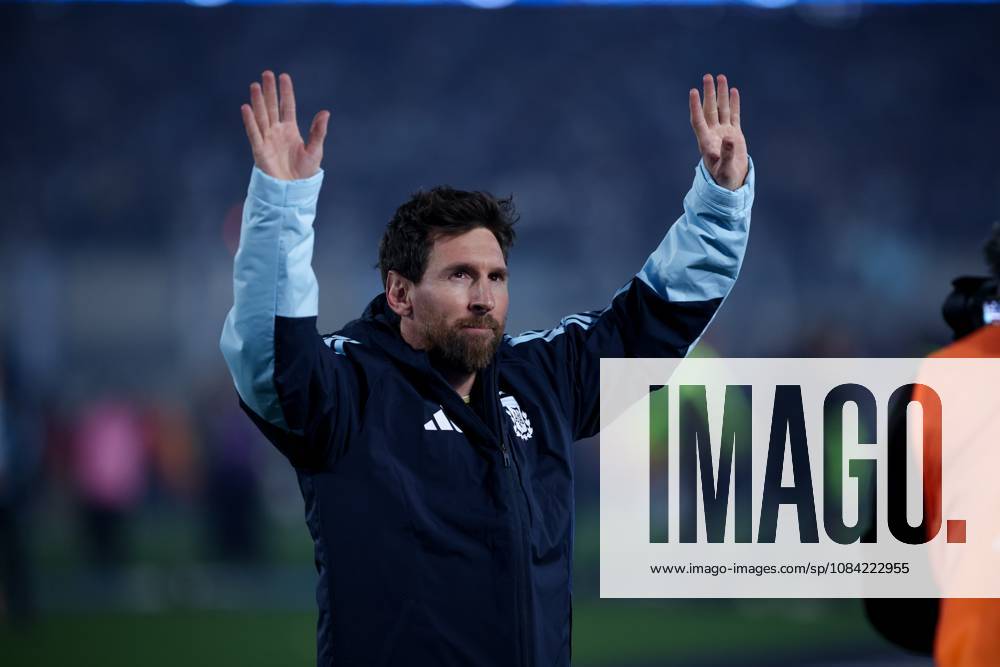 Lionel Messi of Argentina cheers during the match between Argentina and Benin International Friendly, Länderspiel, Nationalmannschaft match, The last match of Messi with Argentina national team, Nationalteam Final score: Argentina 3 - 0 Benin Buenos Aires Argentina - ZUMAs197 20261006_aaa_s197_233