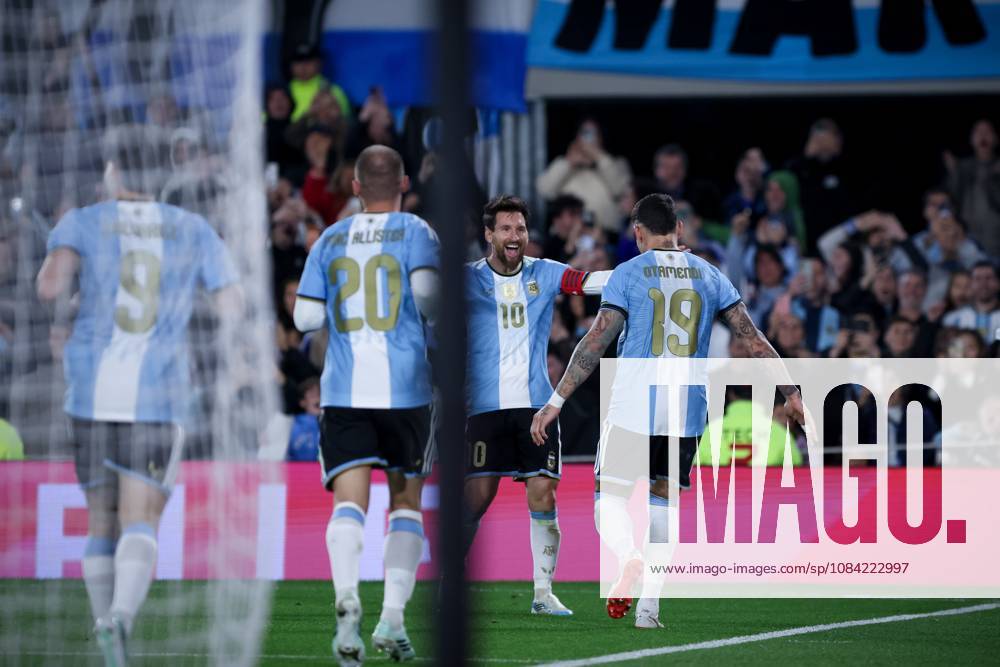 Nicolas Otamendi (R) and Lionel Messi of Argentina celebrates a goal during the match between Argentina and Benin International Friendly, Länderspiel, Nationalmannschaft match, The last match of Messi with Argentina national team, Nationalteam Final score: Argentina 3 - 0 Benin Buenos Aires Argentina - ZUMAs197 20261006_aaa_s197_246