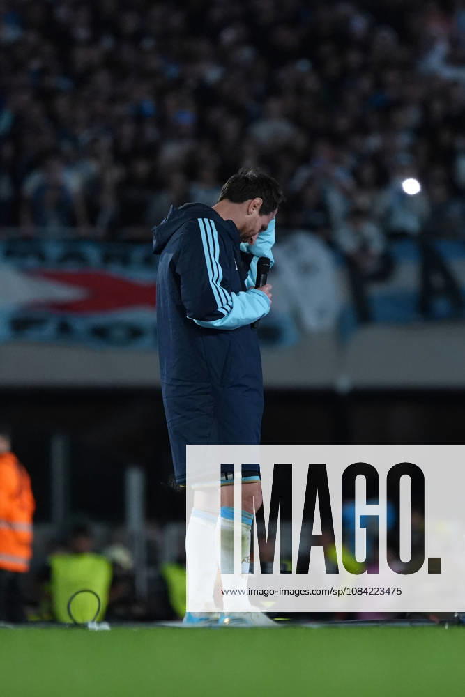 Messi bade farewell to Argentina in the friendly match against Benin BUENOS AIRES, ARGENTINA - OCTOBER 6: Argentine football legend and national team, Nationalteam captain Lionel Messi bids farewell to fans at the end of the his farewell match in front of over 80,000 spectators at the Monumental Stadium, in Buenos Aires, Argentina on October 6, 2026. Argentine football star Lionel Messi played his final international match, Länderspiel, Nationalmannschaft in the friendly game between Argentina and Benin. The 39-year-old walk onto the stadium pitch for the final time in the sky-blue and white jersey, entering his farewell as Argentina s record appearance-maker and leading scorer with 207 caps and 125 goals. Luciano Gonzalez Anadolu Buenos Aires Argentina. Editorial use only. Please get in touch for any other usage.