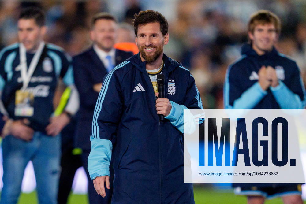 Benin v Argentina BUENOS AIRES, ARGENTINA - OCTOBER 6: Lionel Messi 10 of Argentina smiles during his speech after a game between Benin and Argentina at Estadio Monumental on October 6, 2026 in Buenos Aires, Argentina Buenos Aires Estadio Monumental Argentina
