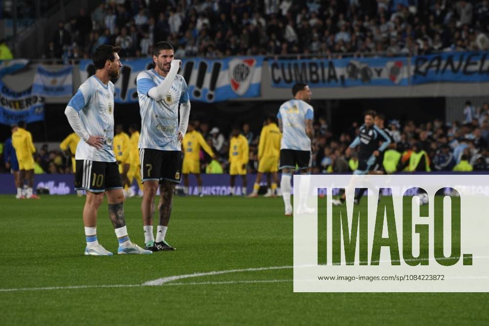 Messi juega su último partido con la selección Argentina en Buenos Aires El futbolista Lionel Messi durante el calentamiento antes del partido entre las selecciones de Argentina y Benín, a 6 de octubre de 2026, en Buenos Aires (Argentina). El partido será la última ocasión en la que Leo Messi vestirá la albiceleste tras anunciar su retiro del fútbol de selecciones. 06 OCTUBRE 2026;MESSI;ÚLTIMO PARTIDO;ARGENTINA;RETIRADA;ASTRO;FUTBOLISTA;ARGENTINO;FÚTBOL;MEJOR JUGADOR; Sebastiá Buenos Aires (Argentina) Buenos Aires (Argentina) Espana