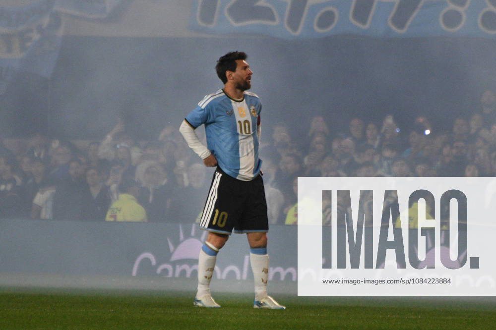 Messi juega su último partido con la selección Argentina en Buenos Aires El futbolista Lionel Messi durante la celebración del partido entre las selecciones de Argentina y Benín, a 6 de octubre de 2026, en Buenos Aires (Argentina). El partido será la última ocasión en la que Leo Messi vestirá la albiceleste tras anunciar su retiro del fútbol de selecciones. 07 OCTUBRE 2026 Sebastiá Buenos Aires (Argentina) Buenos Aires (Argentina) Espana