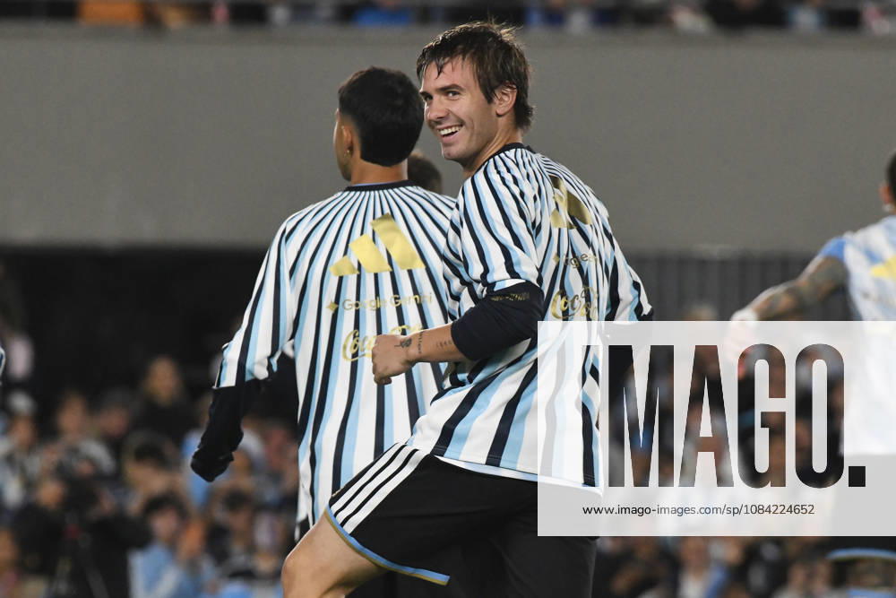 Argentina v Benin - International Friendly, Länderspiel, Nationalmannschaft Franco Mastantuono of Argentina warms up before the match between Argentina and Benin at Estadio Monumental in Buenos Aires, Argentina, on October 6, 2026. Buenos Aires Buenos Aires Argentina