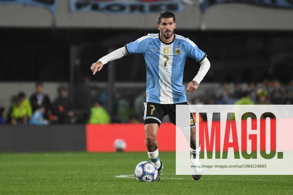 Argentina v Benin - International Friendly, Länderspiel, Nationalmannschaft Rodrigo de Paul of Argentina plays during the match between Argentina and Benin at Estadio Monumental in Buenos Aires, Argentina, on October 6, 2026. Buenos Aires Buenos Aires Argentina