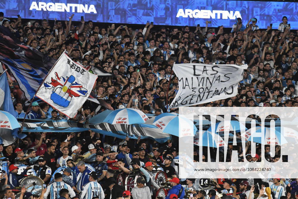 Argentina v Benin - International Friendly, Länderspiel, Nationalmannschaft Fans of Argentina watch the match between Argentina and Benin at Estadio Monumental in Buenos Aires, Argentina, on October 6, 2026. Buenos Aires Buenos Aires Argentina