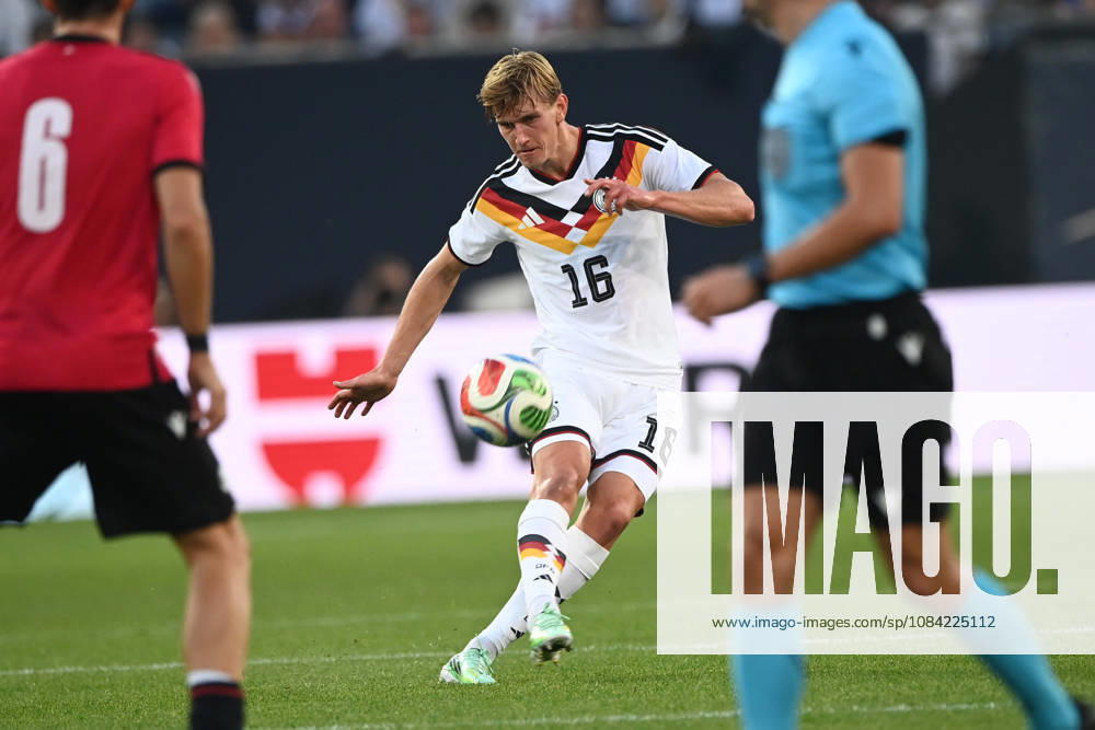 Aljoscha KEMLEIN (GER) Aktion, Einzelaktion Fussball Laenderspiel, U21, U 21 EM-Qualifikation, Deutschland - Georgien 2-0 am 06.10.2026, Schueco-Arena Bielefeld, Â