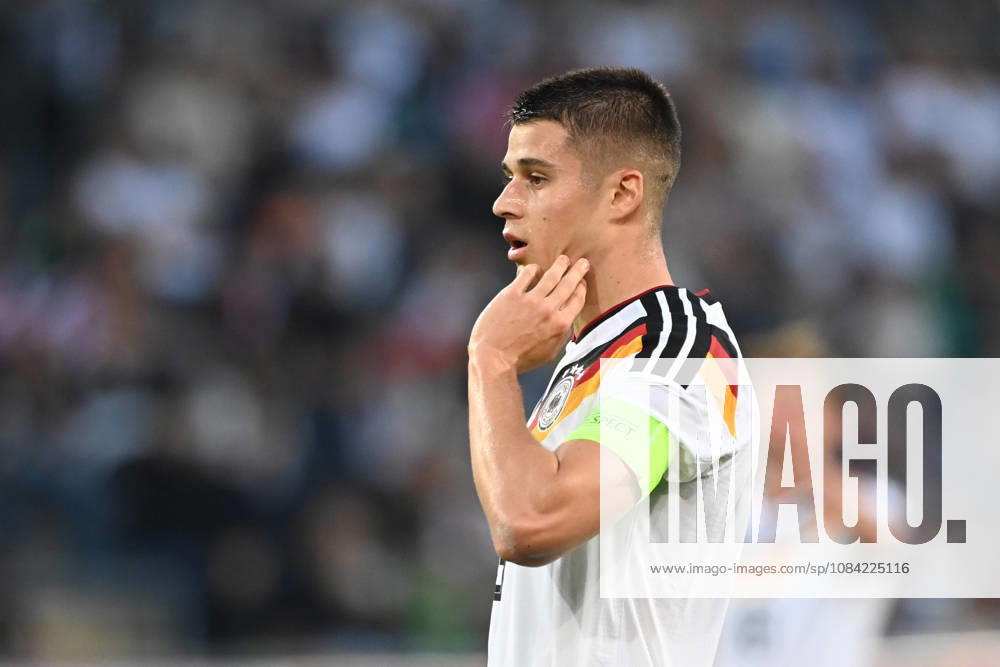 Nicolo TRESOLDI (GER) halbe Figur, Halbfigur, halber Koerper, Einzelbild, angeschnittenes Einzelmotiv, Gestik, Geste, gestikuliert, Fussball Laenderspiel, U21, U 21 EM-Qualifikation, Deutschland - Georgien 2-0 am 06.10.2026, Schueco-Arena Bielefeld, Â