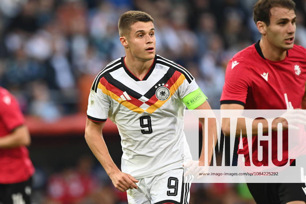 Nicolo TRESOLDI (GER) halbe Figur, Halbfigur, halber Koerper, Einzelbild, angeschnittenes Einzelmotiv, Fussball Laenderspiel, U21, U 21 EM-Qualifikation, Deutschland - Georgien 2-0 am 06.10.2026, Schueco-Arena Bielefeld, Â