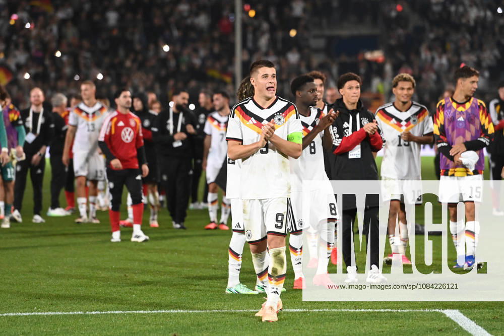 Schlussjubel, Jubel, jubeln, Freude, cheers, Deutschland, vorne Nicolo TRESOLDI (GER) Fussball Laenderspiel, U21, U 21 EM-Qualifikation, Deutschland - Georgien 2-0 am 06.10.2026, Schueco-Arena Bielefeld, Â