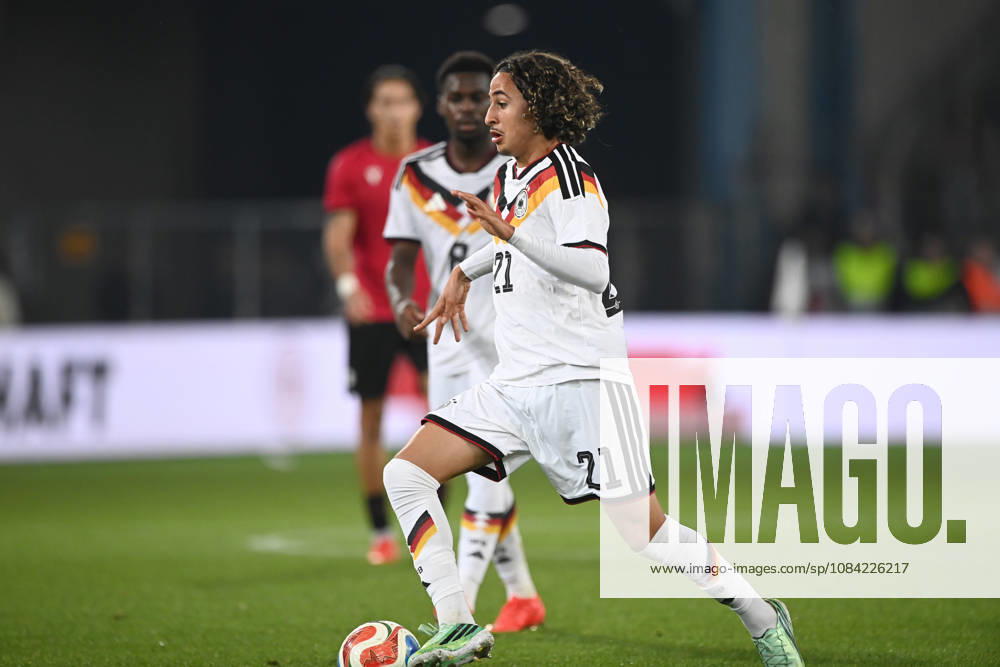 Wael MOHYA (GER) Aktion, Einzelaktion Fussball Laenderspiel, U21, U 21 EM-Qualifikation, Deutschland - Georgien 2-0 am 06.10.2026, Schueco-Arena Bielefeld, Â