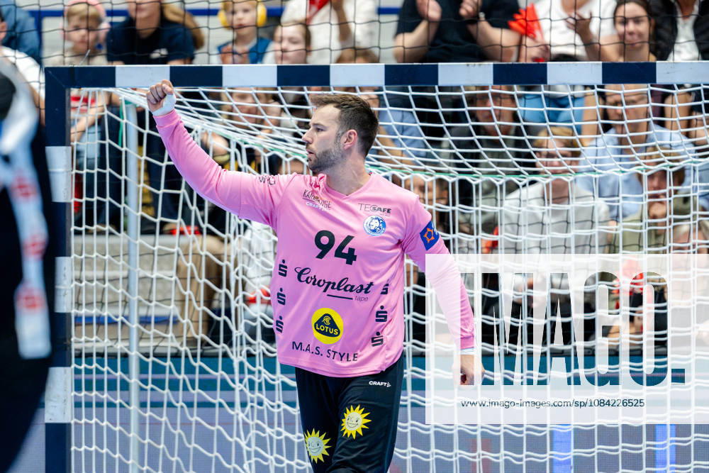 Solingen, 06.10.2026, Handball, Herren, EHF, European League, Gruppenphase, 2. Spieltag, 2026 2027, Bergischer HC - IK Sävehof Kristian van der Merwe (Bergischer HC, 94) jubelt nach einer Parade Solingen Klingenhalle NRW Germany