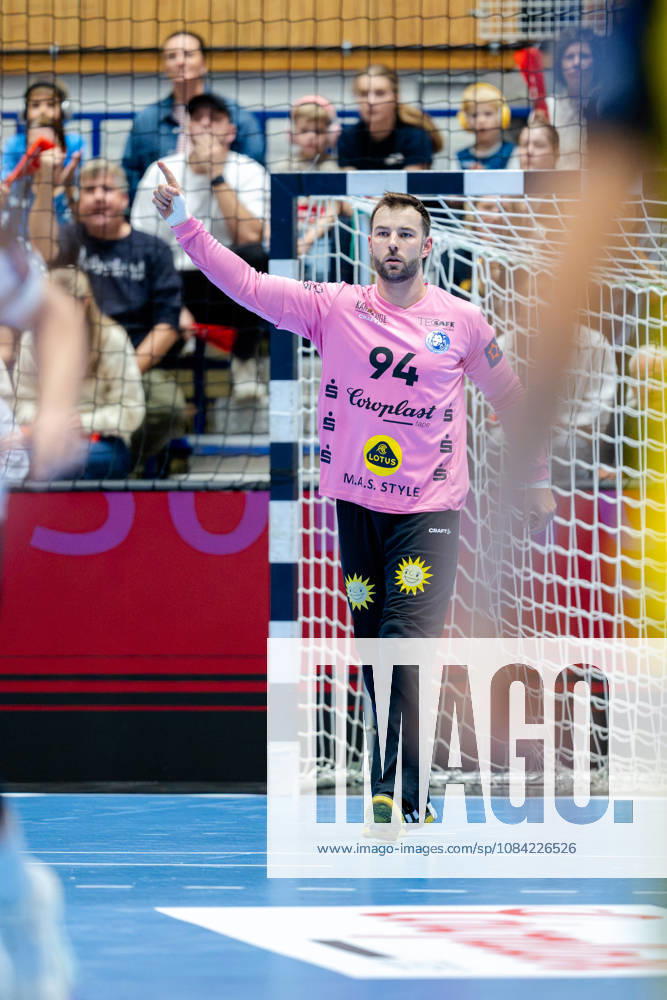 Solingen, 06.10.2026, Handball, Herren, EHF, European League, Gruppenphase, 2. Spieltag, 2026 2027, Bergischer HC - IK Sävehof Kristian van der Merwe (Bergischer HC, 94) jubelt nach einer Parade Solingen Klingenhalle NRW Germany