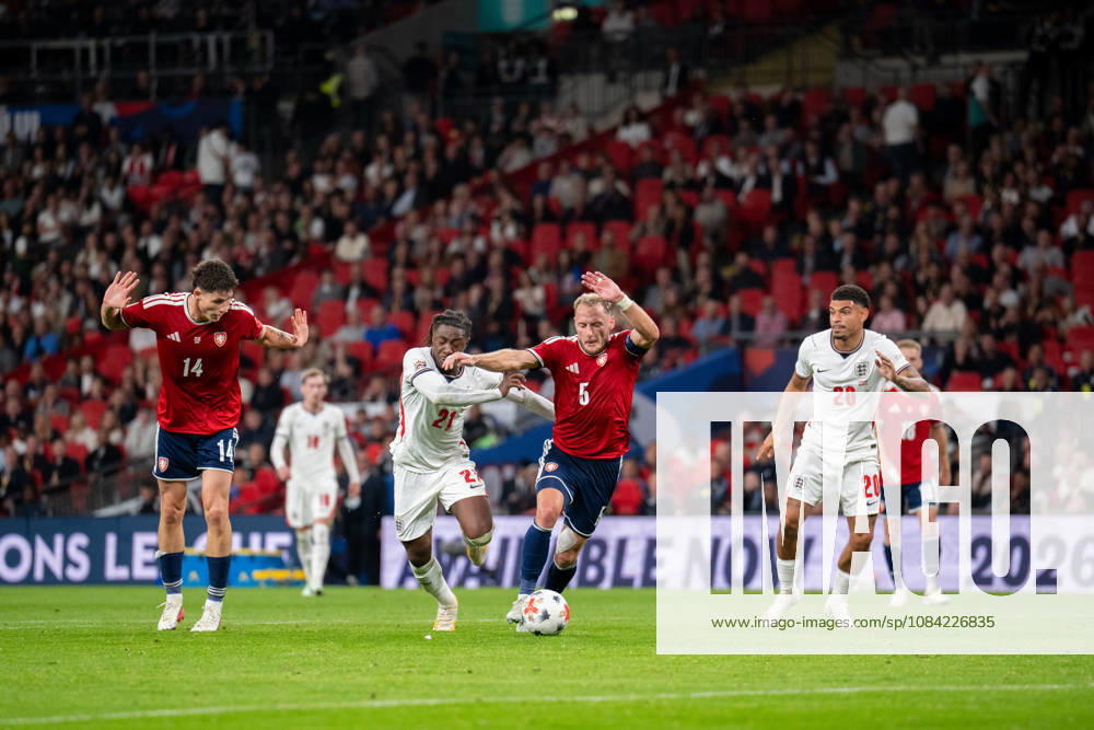 Eberechi Eze of England with the ball as Daniel Vasulin of Czechia closes during the Nations League match between England and Czechia at Wembley Stadium, London, England on 6 October 2026.