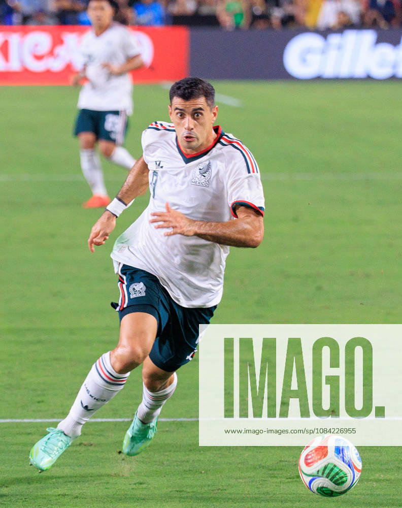 German Berterame 9 of Mexico during an International Friendly, Länderspiel, Nationalmannschaft match against Chile at Los Angeles Memorial Coliseum on Tuesday, October 6, 2026, in Los Angeles, California. Mexico loses to Chile, 0-2. JAVIER ROJAS PI Los Angeles USA - ZUMAp124 20261006_zaa_p124_143