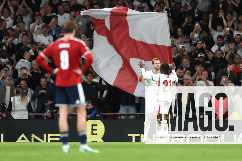 England v Czech Republic, UEFA Nations League Harry Kane celebrates with Eberechi Eze of England after scoring the second goal of the match during the England v Czech Republic UEFA Nations League Group 3 match at Wembley Stadium, London, England on 6 October 2026 Credit: Tiego Grenho Every Second Media Editorial use only. All images are copyright Every Second Media Limited. No images may be reproduced without prior permission.