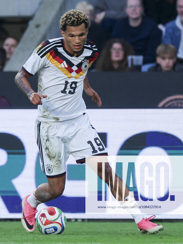 Paris Brunner (Germany) controls the ball during the UEFA Under21 EURO Qualifier, EM, Europameisterschaft between Germany U21, U 21 and Georgia U21 at Almstadion on October 6, 2026 in Bielefeld, Germany. (Photo by Marco Steinbrenner DeFodi Images) -