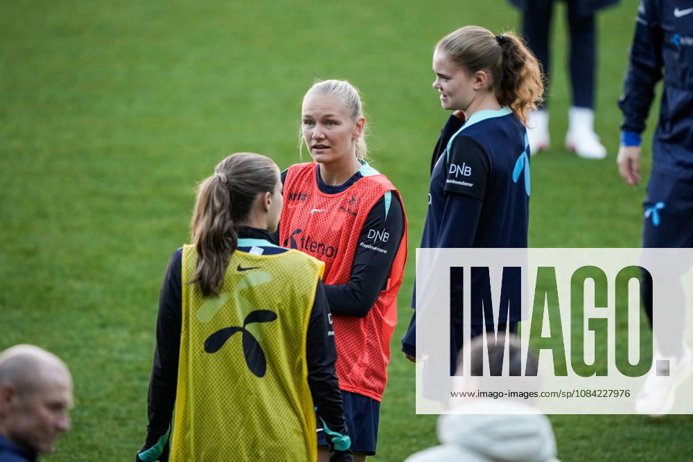 The women s national soccer team is preparing for the World Cup qualifiers Oslo, October 7, 2026: Frida Maanum during a training session at Ullevaal Stadium, for the World Cup qualifier against Romania. The matches will be played on October 9 at Arcul de Triumf Stadium in Bucharest and on October 13 at Ullevaal Stadium in Oslo. Photo: Beate Oma Dahle, NTB, Oslo, Norway. . RESTRICTED USE FOR BETTING COMPANIES.