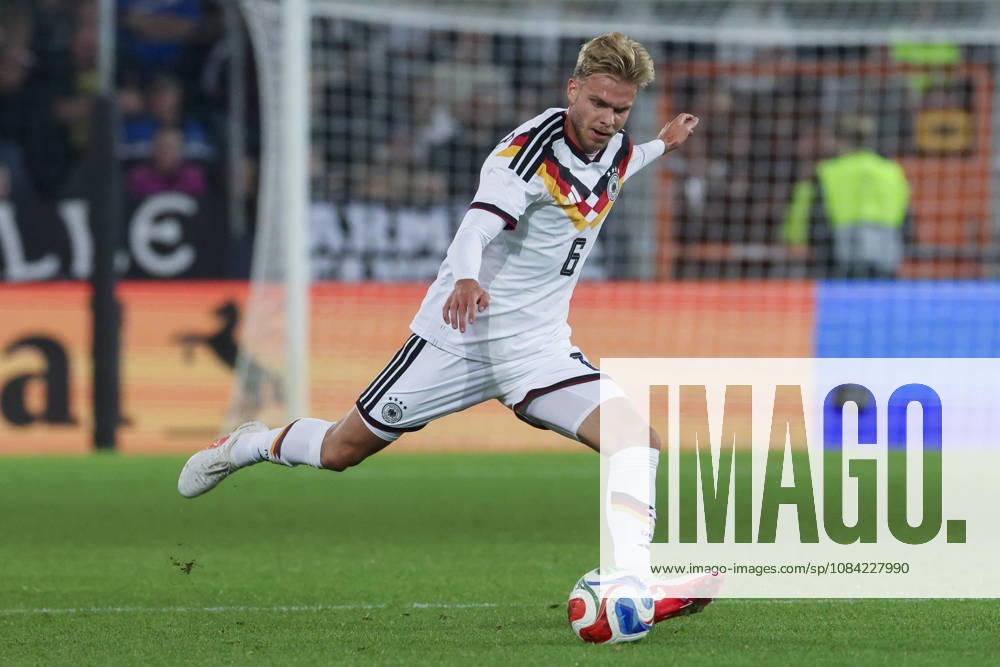 Leandro Morgalla (Germany) controls the ball during the UEFA Under21 EURO Qualifier, EM, Europameisterschaft between Germany U21, U 21 and Georgia U21 at Almstadion on October 6, 2026 in Bielefeld, Germany. (Photo by Marco Steinbrenner DeFodi Images) -