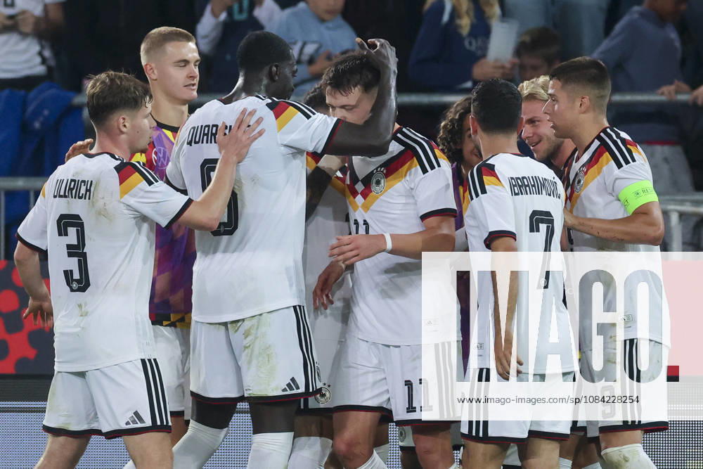Dzenan Pejcinovic (Germany) celebrates his goal with teammates during the UEFA Under21 EURO Qualifier, EM, Europameisterschaft between Germany U21, U 21 and Georgia U21 at Almstadion on October 6, 2026 in Bielefeld, Germany. (Photo by Marco Steinbrenner DeFodi Images) -