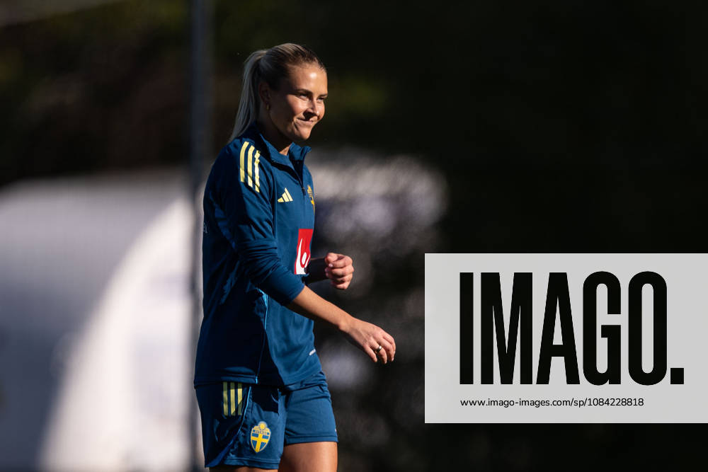 Amanda Nildà n of the Swedish women s national football team during a training session on October 7, 2026 in Stockholm. Photo: Emma Wallskog BILDBYRAN kod EW EW0716 fotboll football soccer fotball vm-kval kval fifa womens world cup qualifier qualifier träning practice training sverige sweden dam bbeng depp