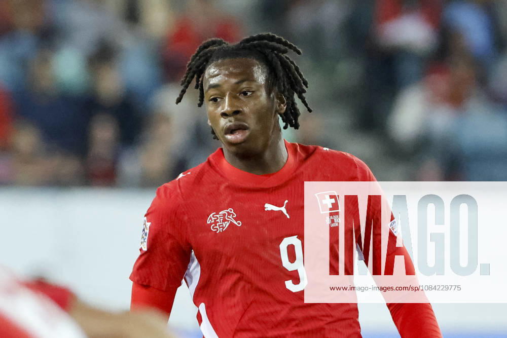 Johan Manzambi (Schweiz, 09), Mimik, Gesichtsausdruck, Emotion , Schweiz, UEFA , Nations League, Matchday 4, Schweiz vs. Nordmazedonien, 06.10.2026, Luzern Swissporarena Schweiz
