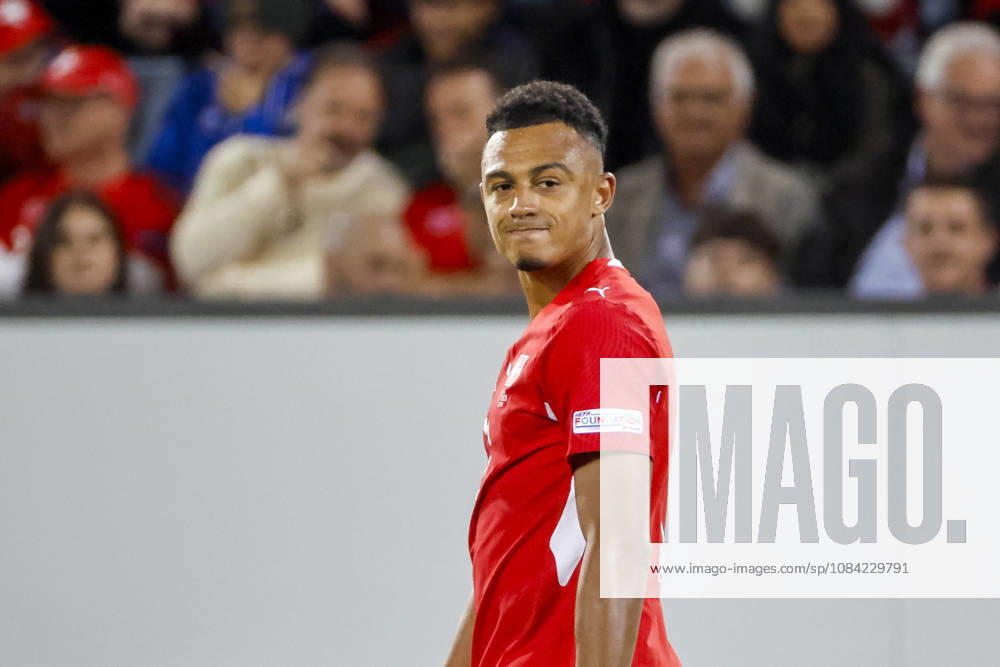 Dan Ndoye (Schweiz, 11), Mimik, Gesichtsausdruck, Emotion , Schweiz, UEFA , Nations League, Matchday 4, Schweiz vs. Nordmazedonien, 06.10.2026, Luzern Swissporarena Schweiz
