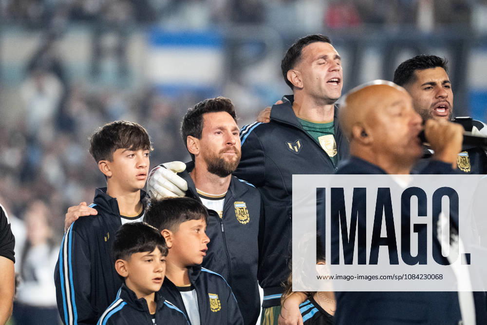 Lionel Messi and Emiliano Martinez of Argentina line up for the national anthem before the International Friendly, Länderspiel, Nationalmannschaft between Argentina and Benin at the Estadio Monumental Antonio V. Liberti on October 6, 2026, in Buenos Aires, Argentina. This is Lionel Messi s last match for the Argentine national team, Nationalteam after announcing his international retirement. Richard Callis Fotoarena (Richard Callis SPP)