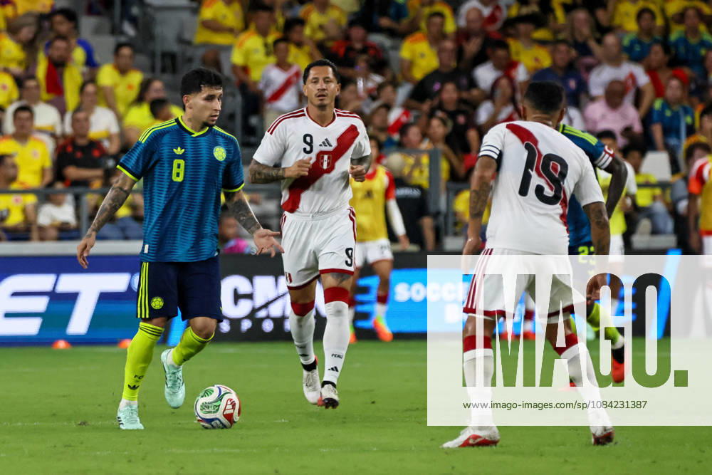 MIAMI, FL - OCTOBER 06: Gustavo Puerta 8 of Colombia controls a ball during an International Friendly, Länderspiel, Nationalmannschaft soccer match between Colombia and Peru at NU Stadium on October 06, 2026 in Miami, Florida.(Photo by Chris Arjoon Icon Sportswire) SOCCER: OCT 06 Colombia vs Peru Icon2610060000058