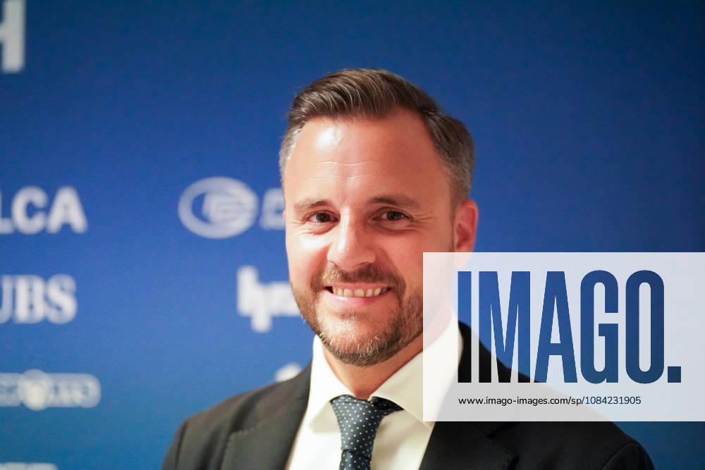 Ludovic Delechat, Verwaltungsratspräsident der Grasshopper Fussball AG (GFAG), bei der Medienkonferenz des Grasshopper Club Zürich (GCZ). Ludovic Delechat, GC Zürich, GCZ, Grasshoppers, Präsident, Verwaltungsratspräsident, GFAG, Bridge Football Group, Medienkonferenz, Pressekonferenz, Fussball, Super League, Zürich, Portraitfoto, Portrait, Einzelaufnahme, Porträt