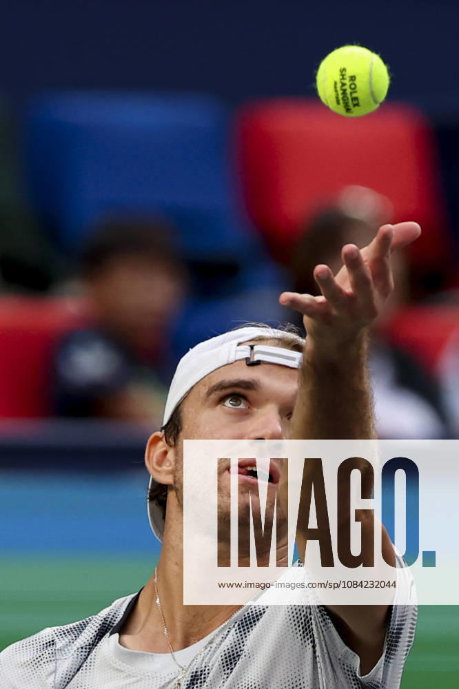 (261007) -- SHANGHAI, Oct. 7, 2026 -- Tomas Machac serves during the men s singles first round match between Zhang Zhizhen of China and Tomas Machac of the Czech Republic at the 2026 ATP, Tennis Herren tour Shanghai Masters tennis tournament in Shanghai, China, Oct. 7, 2026. ) (SP)CHINA-SHANGHAI-TENNIS-SHANGHAI MASTERS-MEN S SINGLES (CN) WangxXiang