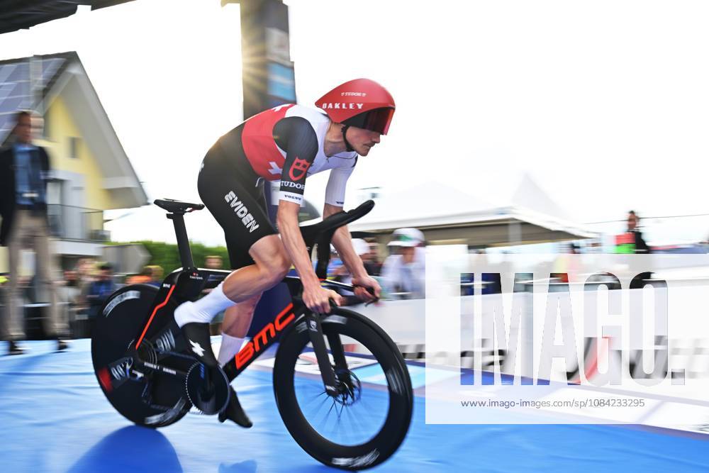 Switzerland s Stefan Kung pictured at the start of the Men Elite Individual Time Trial race (22km) at the cycling UEC Road European Championships, in Ljubljana, Slovenia, on Wednesday 7 October 2026. The UEC Road European Championships are taking place from 02 to 07 October in Ljubljana, Slovenia. DAVIDxPINTENS x189061344x