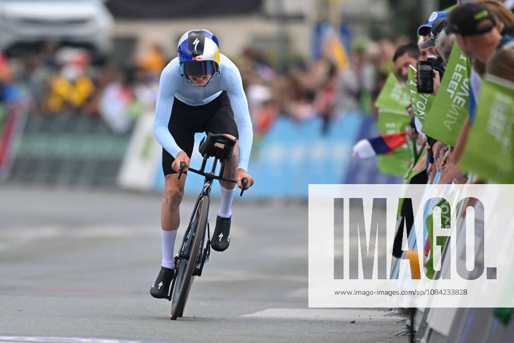 Aleksandr Vlasov crosses the finish line of the Men Elite Individual Time Trial race (22km) at the cycling UEC Road European Championships, in Ljubljana, Slovenia, on Wednesday 7 October 2026. The UEC Road European Championships are taking place from 02 to 07 October in Ljubljana, Slovenia. DAVIDxPINTENS x189066465x