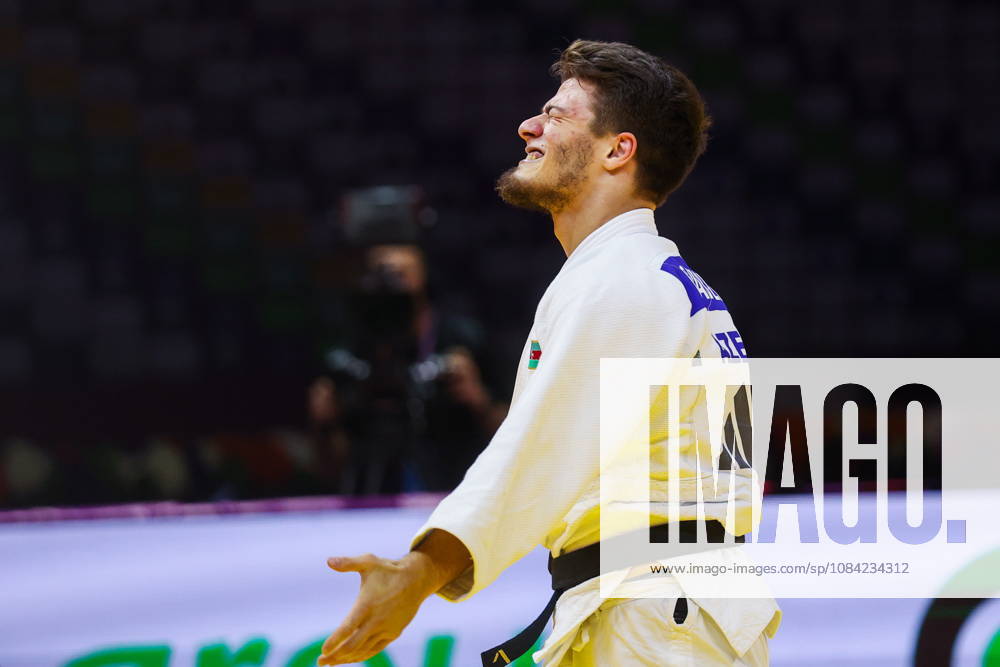 AZERBAIJAN, BAKU - OCTOBER 7, 2026: Omar Radzhabli of Azerbaijan wins Abylaikhan Zhubanazar of Kazakhstan in their -81 kg bout as part of the 2026 World Judo Championships at the National Gymnastics Arena. Mikhail Sinitsyn TASS 98915556