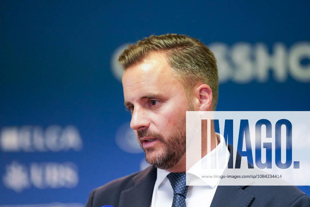 Ludovic Delechat, Verwaltungsratspraesident der Grasshopper Fussball AG (GFAG), bei der Medienkonferenz des Grasshopper Club Zuerich (GCZ) in Zuerich. Portraet, Ludovic Delechat, GC Zuerich, GCZ, Grasshoppers, Verwaltungsratspraesident, Praesident, GFAG, Bridge Football Group, Vereinsfuehrung, Management, Medienkonferenz, Pressekonferenz, Medien, Fussball, Schweizer Fussball, Super League, Zuerich.