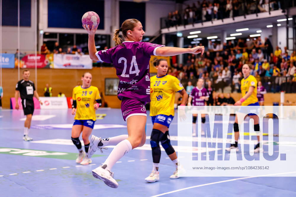 Marie Stumpf (TusSies Metzingen, 24) wirft den Ball, GER, HC Leipzig vs. TusSies Metzingen, Handball, ALSCO Handball Bundesliga Frauen, 5. Spieltag, Spielzeit 2026 2027, 07.10.2026 GER, HC Leipzig vs. TusSies Metzingen, Handball, ALSCO Handball Bundesliga Frauen, 5. Spieltag, Spielzeit 2026 2027, 07.10.2026 Markranstaedt