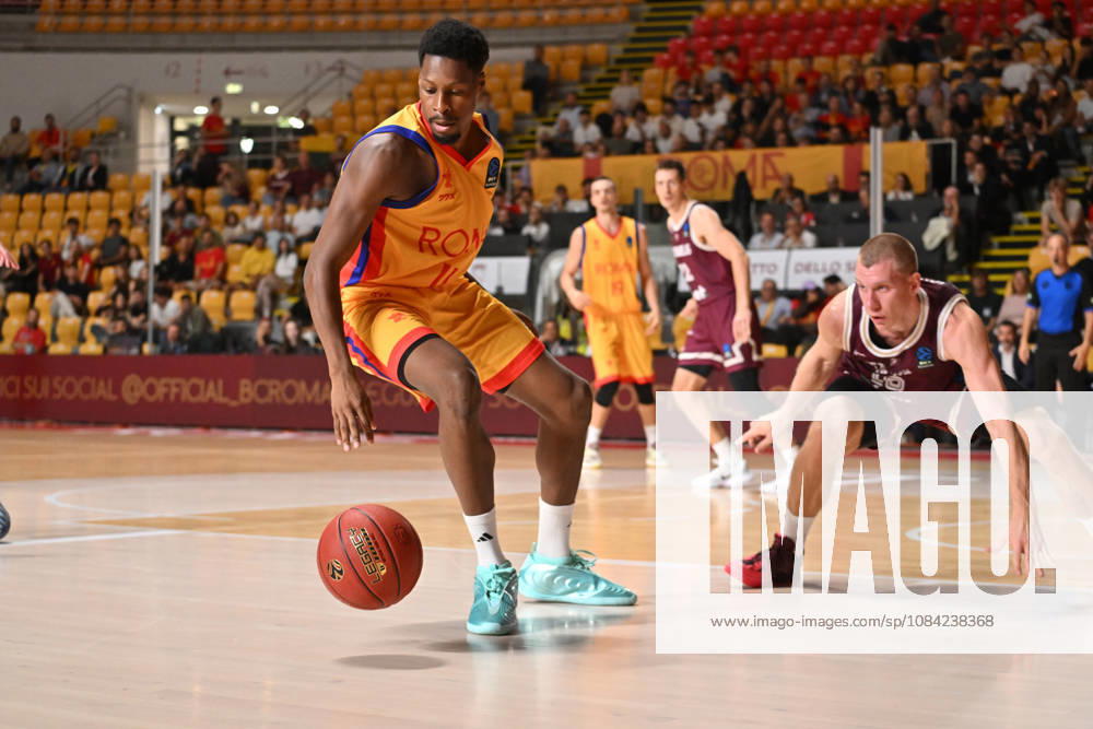IPA89407421 - Gerald Ayayi of BC Roma during the BKT EuroCup Round 2 game between BC Roma and Lietkebalis at the Palazzetto dello on the 7th, 2026, in Rome, Italy.