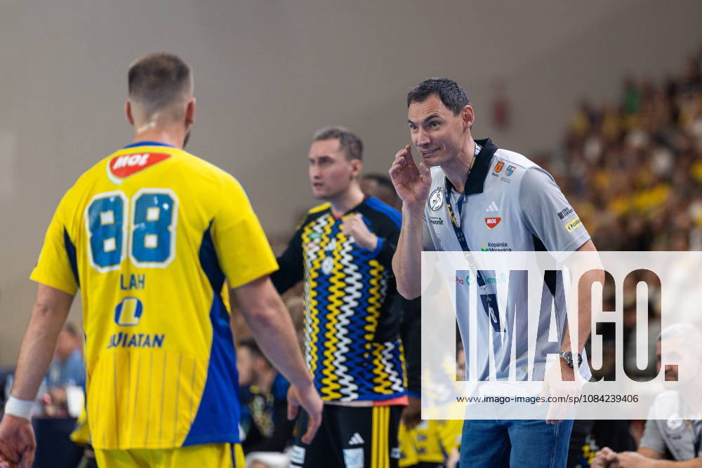 Krzysztof Lijewski during the EHF Champions League Group F match between Industria Kielce nad SC Magdeburg at Hala Legionow on October 2, 2026 in Kielce, Poland --- Pilka reczna. EHF Liga Mistrzow. Industria Kielce - SC Magdeburg. (Photo by Igor Jakubowski Arena Akcji) NEWSPIX.PL --- newspix.pl