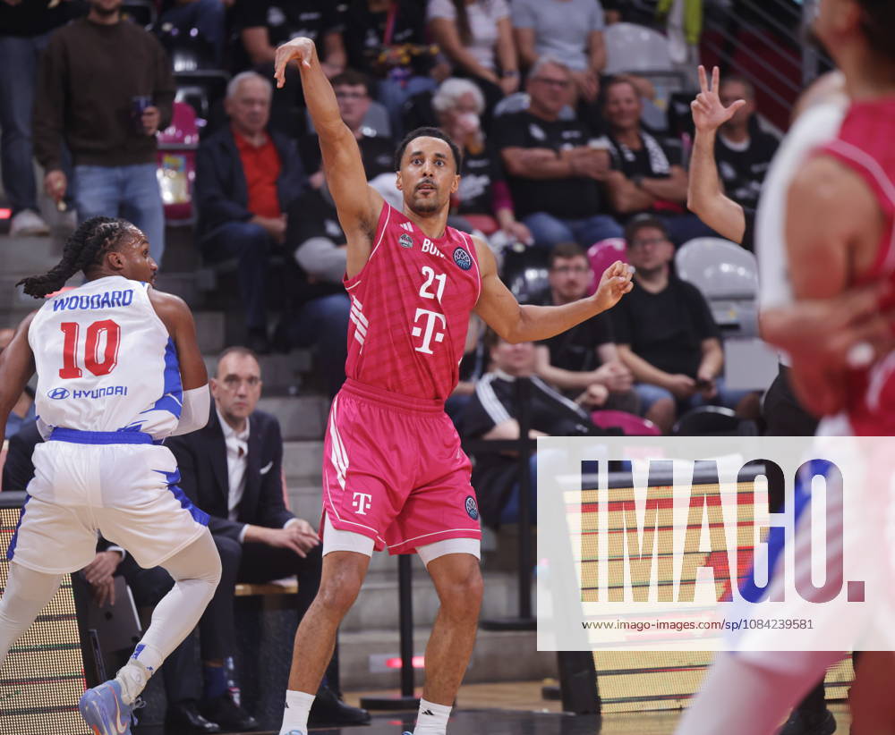 Joel Aminu Telekom Baskets Bonn vs. FC Porto - Basketball Champions League BCL Foto: Jörn Wolter