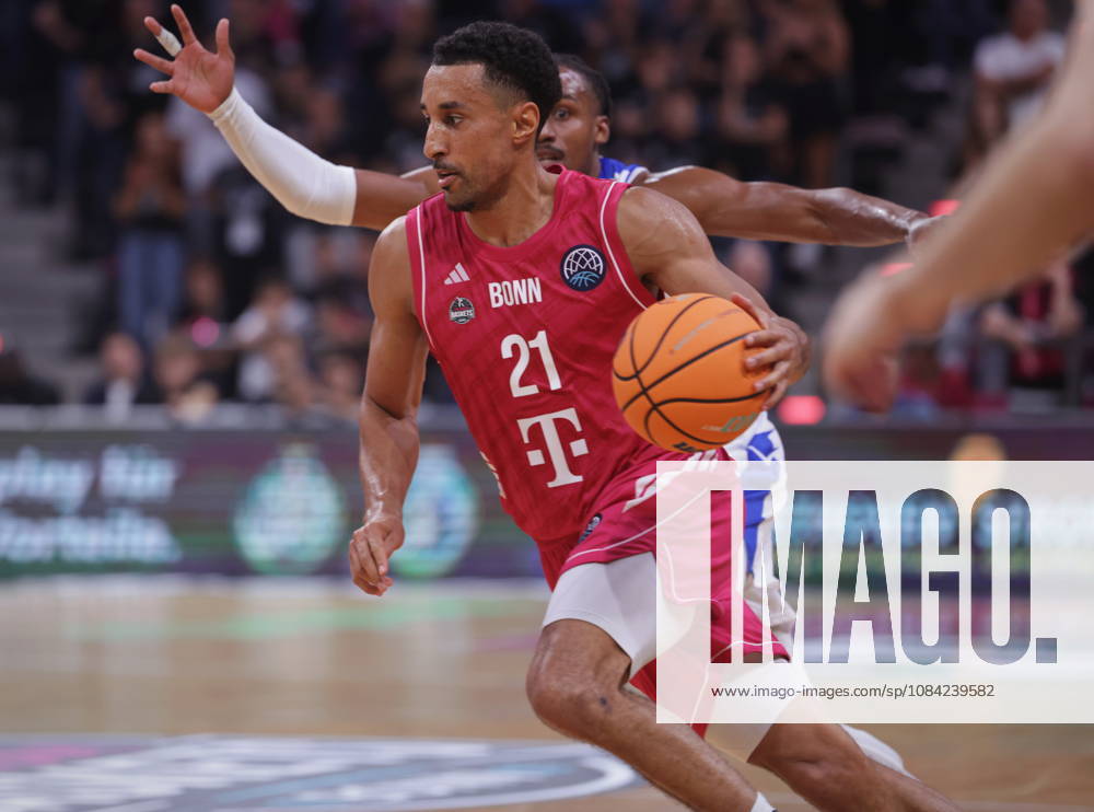 Joel Aminu Telekom Baskets Bonn vs. FC Porto - Basketball Champions League BCL Foto: Jörn Wolter