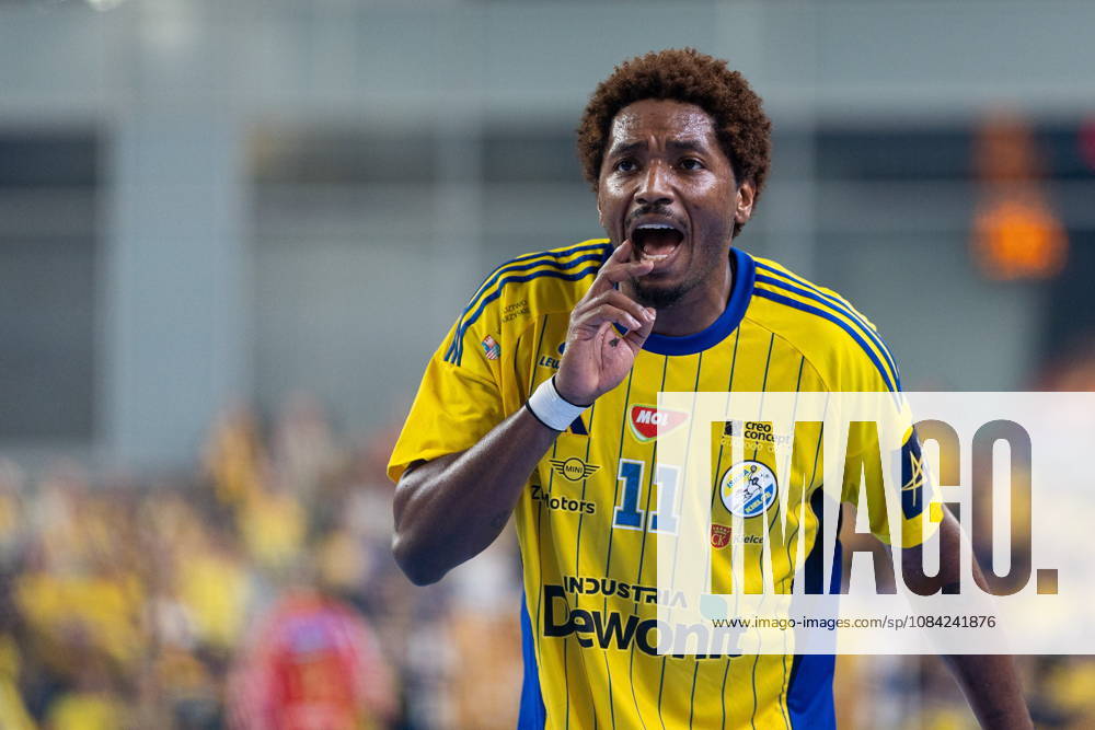 Benoit Kounkoud during the EHF Champions League Group F match between Industria Kielce nad SC Magdeburg at Hala Legionow on October 2, 2026 in Kielce, Poland --- Pilka reczna. EHF Liga Mistrzow. Industria Kielce - SC Magdeburg. (Photo by Igor Jakubowski Arena Akcji) NEWSPIX.PL --- newspix.pl