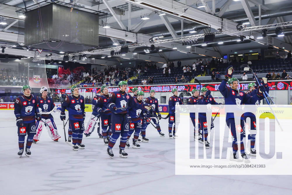 Ice hockey, Eishockey - CHL, EC RBS vs Berlin SALZBURG,AUSTRIA,07.OCT.26 - ICE HOCKEY - CHL, Champions Hockey League, group stage, EC Red Bull Salzburg vs Eisbaeren Berlin. Image shows the celebration of Berlin. GEPAxpictures Geieregger