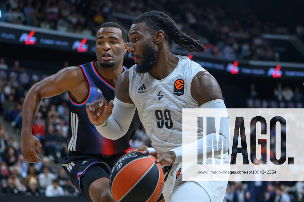 EuroLeague 2026, Paris Basketball vs LDLC ASVEL Villeurbanne, Basketball TJ Warren of Paris Basket and JAE CROWDER OF ASVEL during the EuroLeague 2026 match between Paris Basketball and LDLC ASVEL Villeurbanne at Adidas Arena on October 07, 2026 in Paris, France. Paris Adidas Arena France