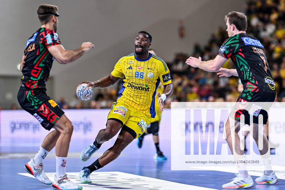 KIELCE UL. BOCZNA ( POLAND ) PILKA RECZNA MEZCZYZN ( HANDBALL MEN S ) LIGA MISTRZOW - FAZA GRUPOWA ( MEN S EHF CHAMPIONS LEAGUE - GROUP PHASE ) MECZ INDUSTRIA KIELCE - SC MAGDEBURG ( GAME ) NZ DYLAN NAHI FELIX CLAAR FOTO MICHAL STANCZYK CYFRASPORT NEWSPIX.PL --- Newspix.pl 20261007CSMS0020