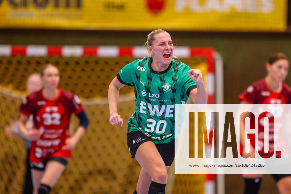GER, Bensheim, HSG Bensheim Flames vs Vfl Oldenburg, Alsco Handball Bundesliga Frauen, Handball, DHB, Spielzeit 2026 2027, Weststadthalle Bensheim, 5. Spieltag im Bild: Jenny Behrend (VfL Oldenburg Handball Frauen 30), Tor, Jubel und Freude, Emotionen DFB DFL REGULATIONS PROHIBIT ANY USE OF PHOTOGRAPHS AS IMAGE SEQUENCES AND OR QUASI-VIDEO